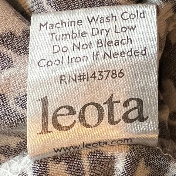 Like new! LEOTA Black and white Houndstooth Sweetheart Neckline Dress Si… - Picture 13 of 16